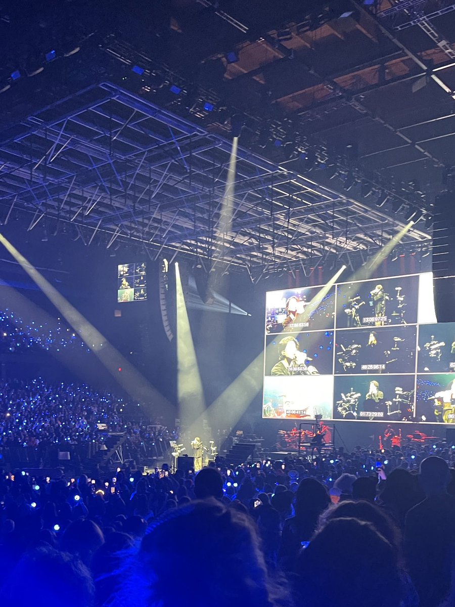 DMichelle_M's tweet photo. @_BTS_SugAgustD this was a dream come true! Great performance! The vibe was 🔥🔥🔥. Met some sweet #Armys along the way 💜🫰🏾#ilovemyself #Slay #dboy #AgustD #Suga #SUGA_AgustD_Tour_Chicago https://t.co/LdMiYIV262