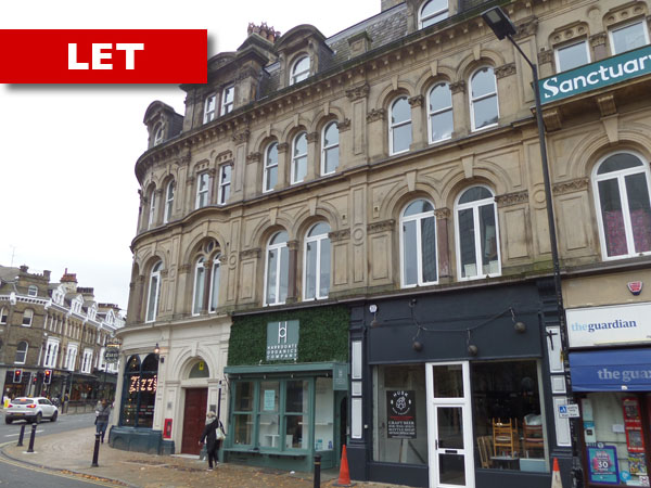 LET - 3 Station Square Harrogate HG1 1TB #retailproperty #harrogate #HG1 #commercialproperty