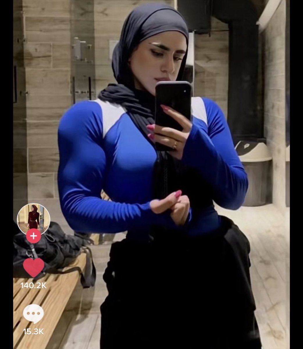 Celebs__Arabic's tweet photo. صورة متداولة لفتاة رياضية في تيك توك 😍! https://t.co/NoHtRBnJRP