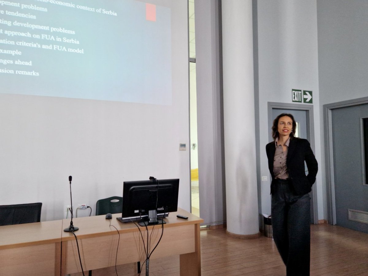 greenforcetp's tweet photo. 📚CEA and UB-GEF come to POLIS! As part of the teaching exchange activities planned in GreenFORCE, four lectures were presented for @PolisUniversity students!🔜The next teaching exchange will be held by @PoliTOnews at @PolisUniversity during May!
#GreenFORCE #changesforgreen #WBC https://t.co/DVyBCarWeC
