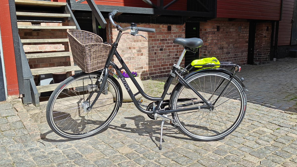 SilverDoggi's tweet photo. Ny cykel, det var på tiden! #smartson #lifebike #elcykelvaruhuset https://t.co/C5n7XzIR0x