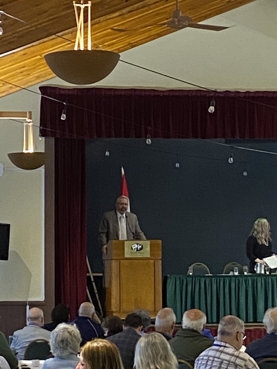 nsfedmuni's tweet photo. The Honourable @JohnLohrPC, Minister of Municipal Affairs and Housing will now address our delegates. #ExceedingTheVision https://t.co/gT8pak9bmN