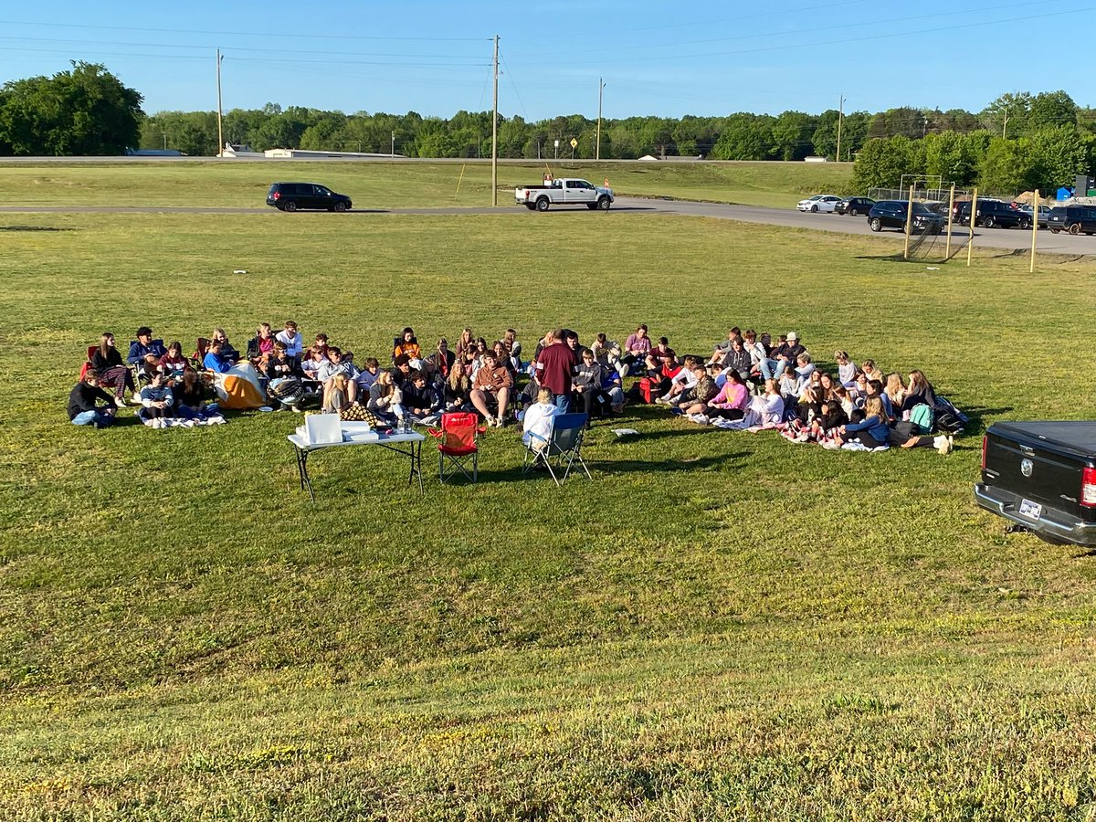 EHS_FCA's tweet photo. Last meeting of the year! Sending the seniors off and moving the 8th grade up! 
Not my will. HIS Will! https://t.co/0e0fDDK1jC