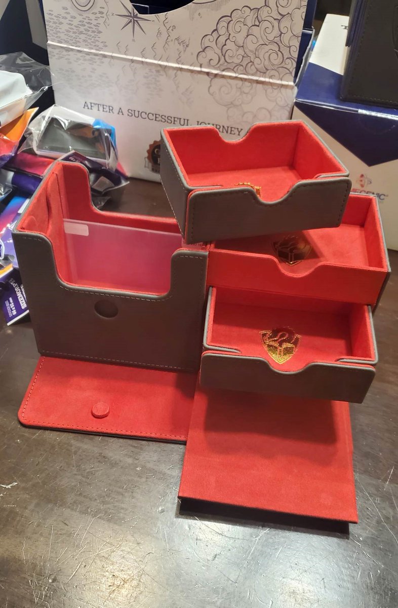 HighChronicler's tweet photo. highchronicler The Academic Deck Boxes from @TolarianCollege finally came in. I loaded up the big one with decks from #legendsofmagnaprima the #cardgame. Looks very nice. The deck boxes are amazing in person Prof! Well Done! #deckboxes https://t.co/t0N160X7Ca