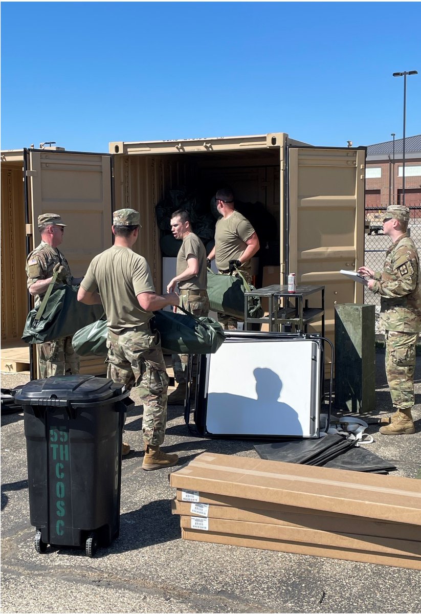 #USArmyReserve Soldiers from the 55th COSC prepare for Global Medic and execute pre-mobilization readiness requirements during their battle assembly on April 13-16, 2023.

#ArmyMedicine