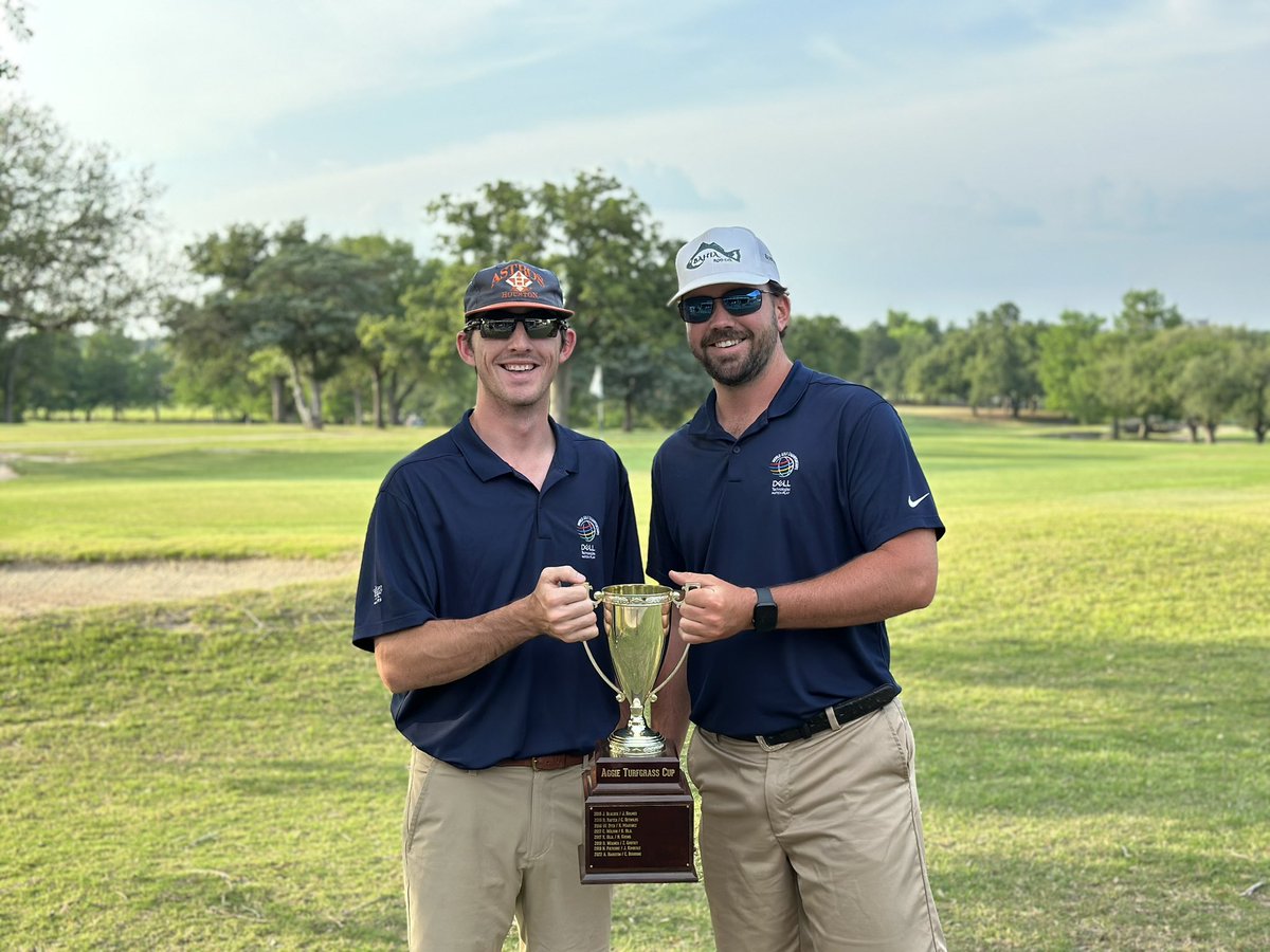 AggieTurf's tweet photo. Congratulations to Scott Bacon and Jess Luther on their AggieTurf Cup victory yesterday!

The AggieTurf Club also received their check for $12,000 from our fundraiser last month. Thank you to all who supported our turfgrass students! https://t.co/MKOFWJH8Qd