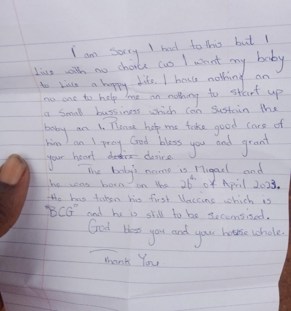 yabaleftonline's tweet photo. "I have nothing and nobody to help me" – Mother who dumped her newborn baby says in note https://t.co/ZncOstMrxN
