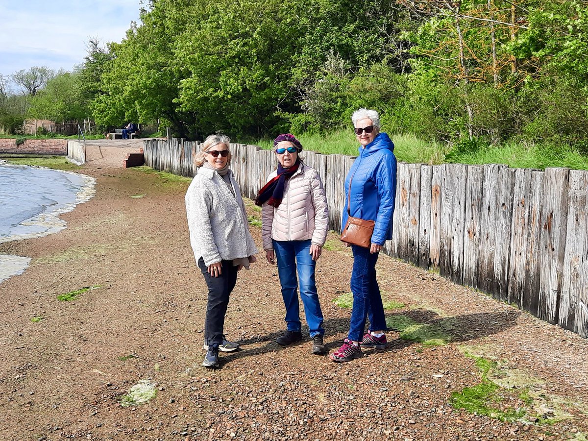 A refreshing Walk while you Work today.  Lots of ideas around setting aside time and boundaries for working on your business and ending the week well so that you can start the next week well.  Our next walk is on Thu 1 Jun and we would love to have you with us. #netwalking