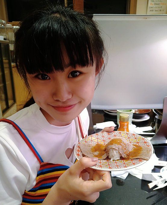 アイカのTwitter画像20