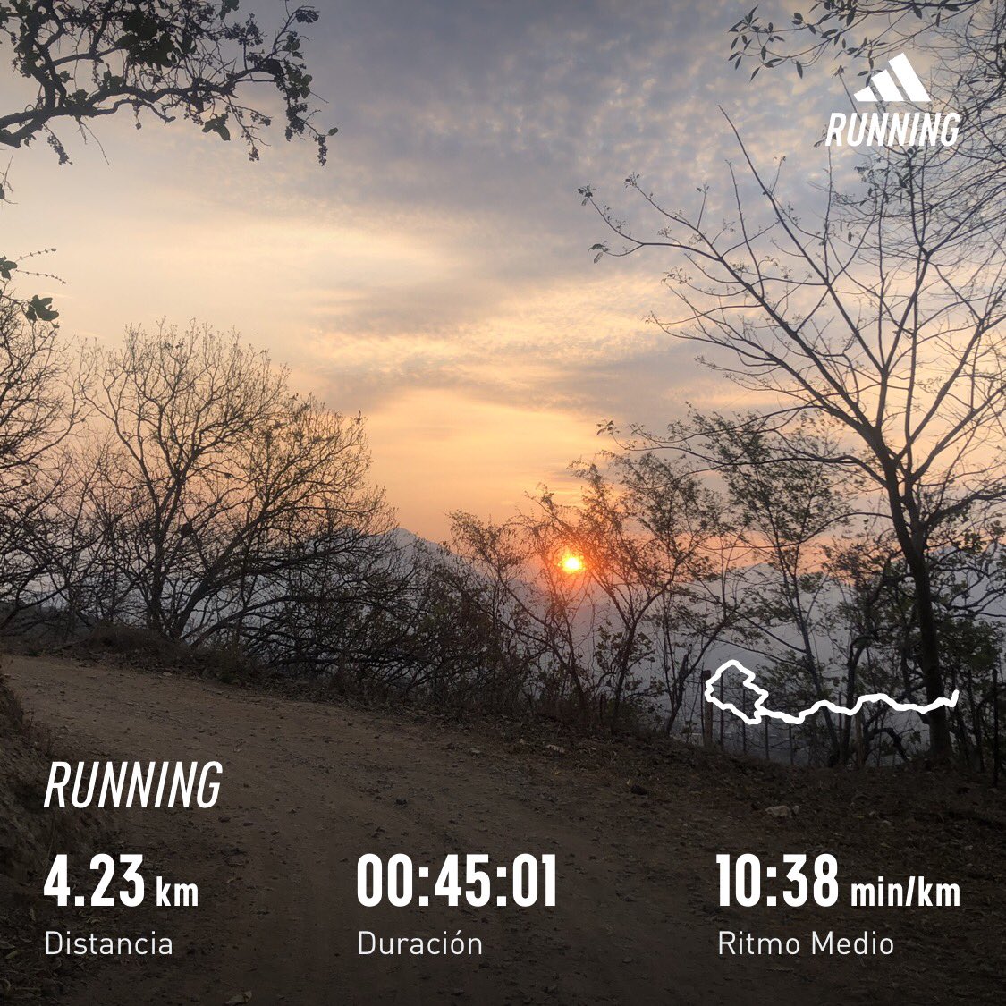 🐖 💨…jueves de mazorca
@yoelegicorrer1 #TrailRunning
@LoveRunSmile #SierraGuerreroMX
@SumandoKMx #AsicsTrail
@RunnersWorldMex
@marathorunners
#YoElegíCorrer #Runners #Trail
#LoveRunSmile #Runtastic
#SumandoKMx #marathorunners