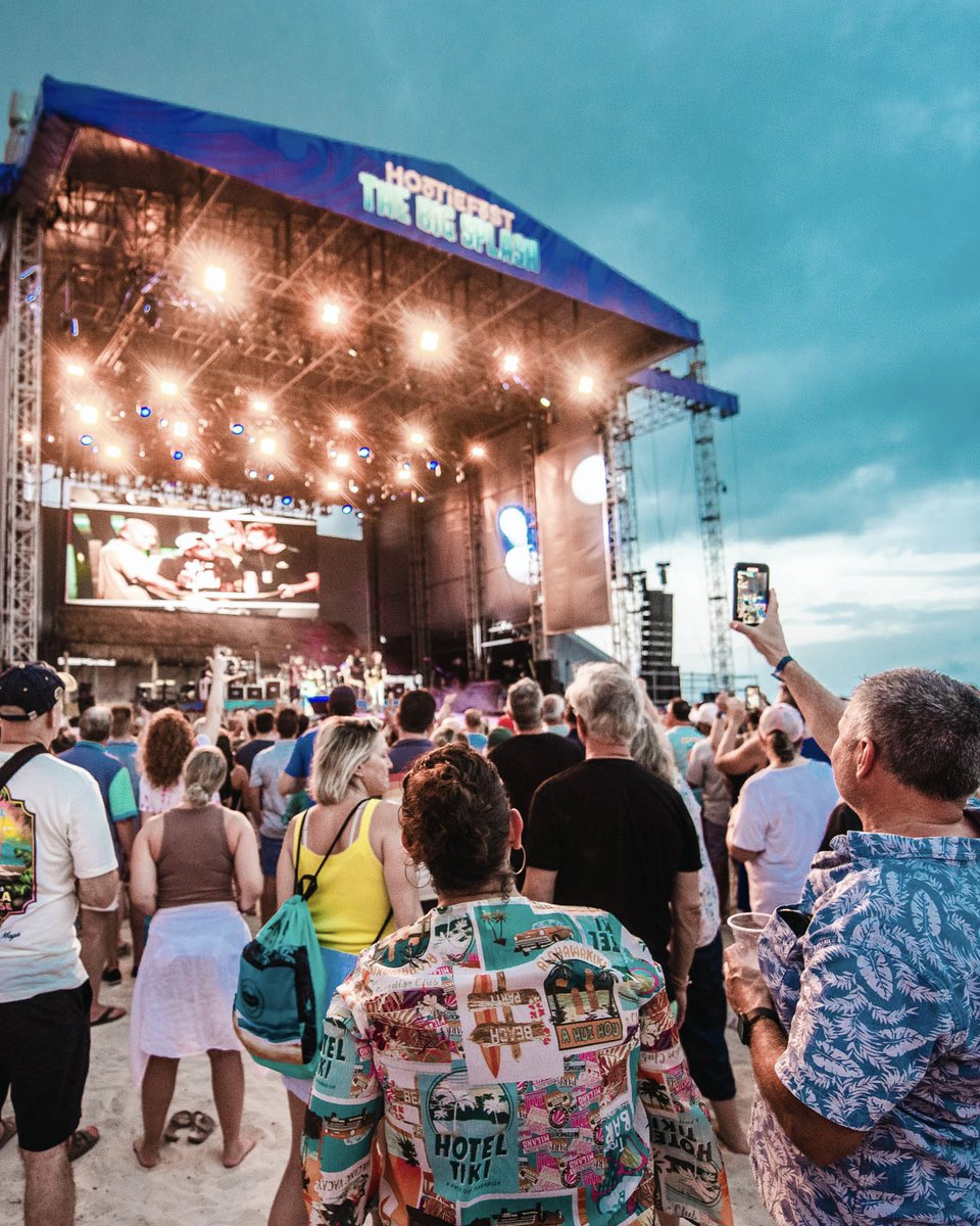 hootiefest's tweet image. This time last week our good times had just begun. 🥂