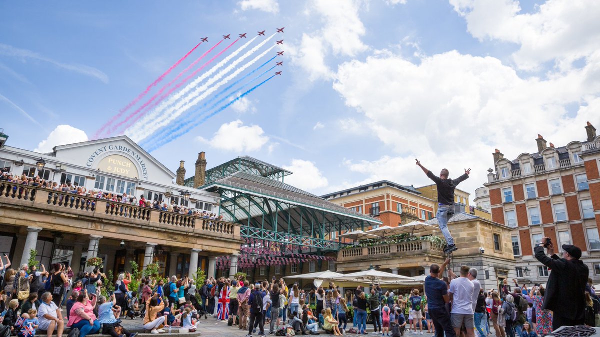 Covent Garden is Coronation ready 🇬🇧 With over 4,000 union jack flags displayed across the neighbourhood, have you visited?