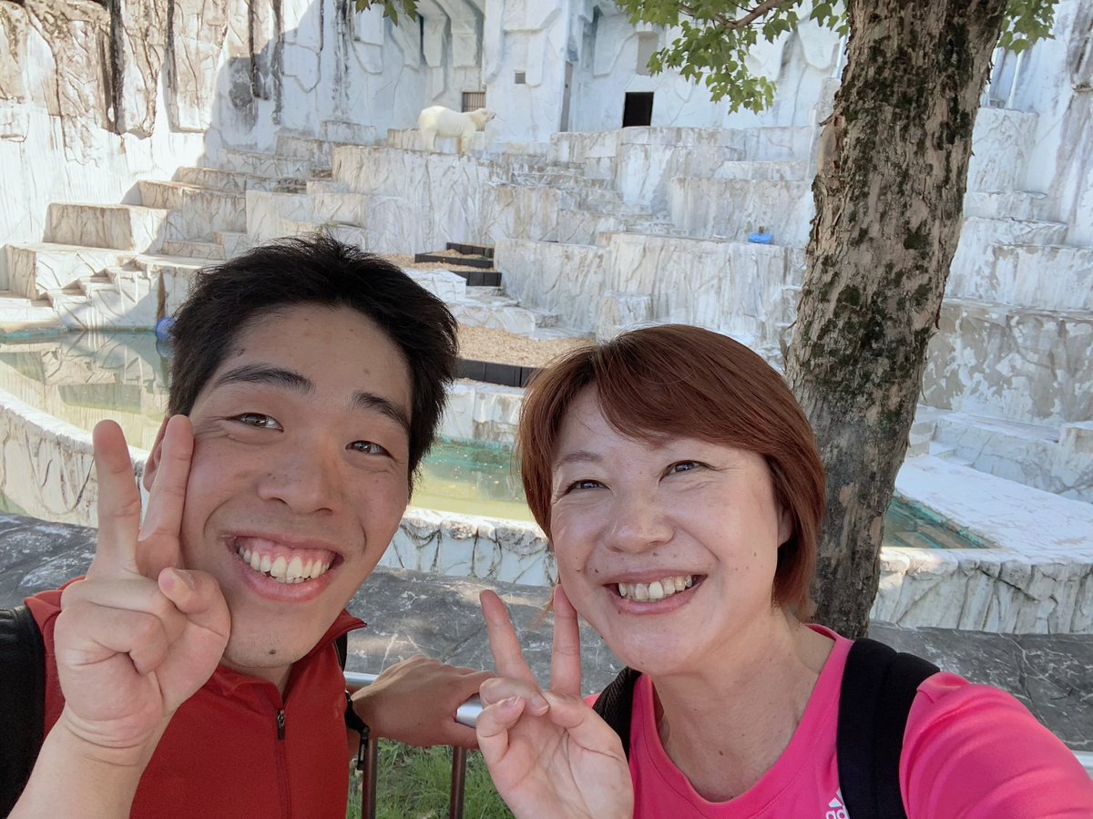 masa0109's tweet photo. 作家Shinと動物園ヽ(＾∀＾)ﾉ 
#動物大好き　#東山動植物園 https://t.co/Ik8GtfL62Z