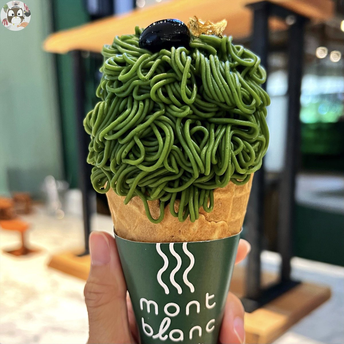 foodblogbkk's tweet photo. กรี๊ดมากกก😍 ที่ไทยก็มี Mont Blanc เหมือนที่ญี่ปุ่นแล้ว เค้าบีบสดๆโชว์เลย โคนนึงมีหลายเลเยอร์มาก ทั้งไอติม ครีมสด เค้ก วุ้นมัทฉะ ใดๆคือตัวมองบลังค์เข้มข้นหอมมากๆ อร่อย😋 ร้าน Kyo Roll En สาขา Gaysorn Village @aroii @ReviewAroii https://t.co/2CteIhKDgR