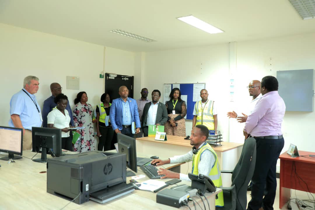 Kampala Entebbe Expressway tweet media