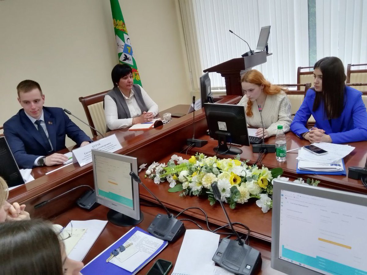 NIRYP_IPPS's tweet photo. 📌4 мая 2023 года в Гомельском областном исполнительном комитете прошел обучающий семинар по вопросам функционирования государственной единой (интегрированной) республиканской системы учета и обработки обращений граждан и юридических лиц. https://t.co/MLzFeMdF1U
