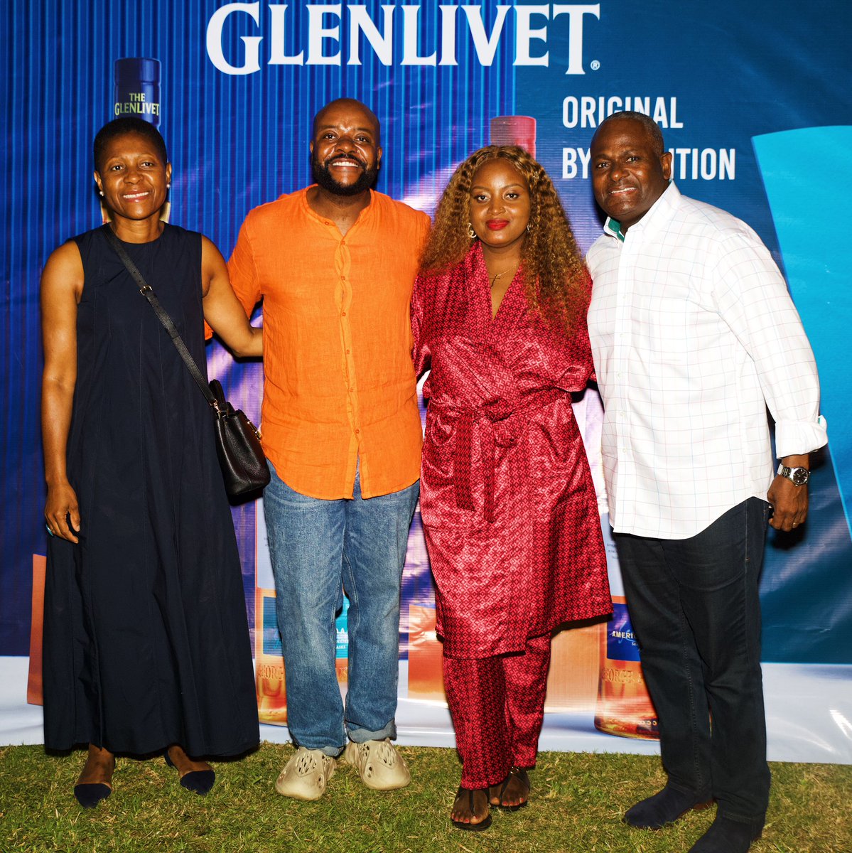 XipixiOfficial's tweet photo. #Xipixi Founder and Creative Director @toni_xipixi hosted a private and cozy cocktail event at his residence in Mozambique to celebrate the long partnership between XIPIXI and THE GLENLIVET. @TheGlenlivet 
#Xipixi
#TheGlenlivet 
#BreakTheStereotype https://t.co/3VCgdnlLPq