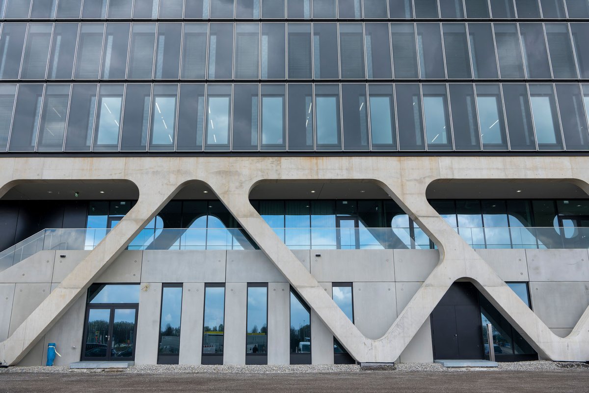 LabCampus tweet media