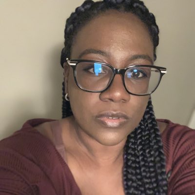 Miiyaholmes's tweet photo. #NewProfilePic https://t.co/oBIKJjH6Bb