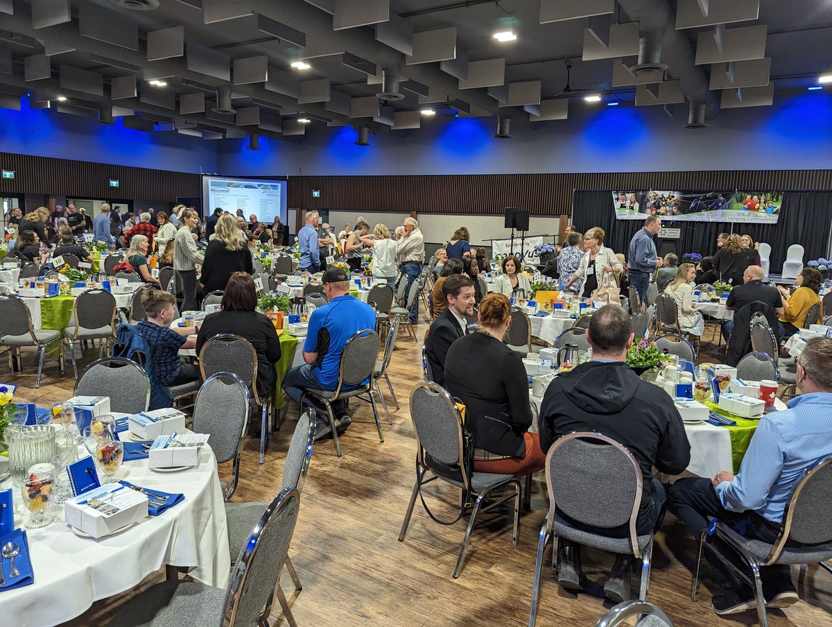 InclusionAB's tweet photo. Over 350 ppl expected for this morning's Lloydminster #InclusionABBreakfast! https://t.co/LIVYA3ujxW