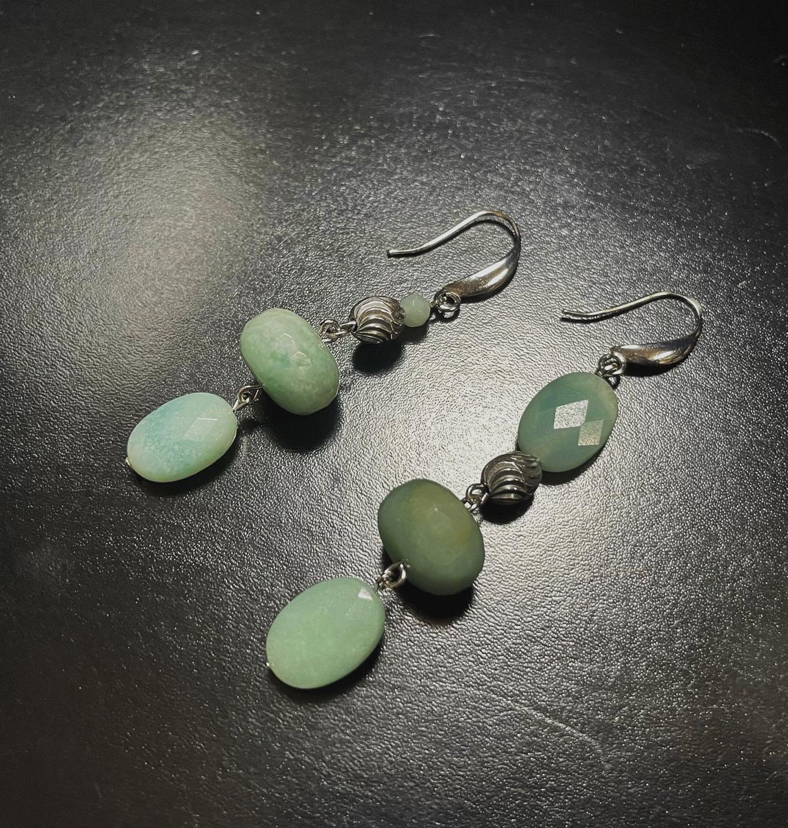 yoshikocat's tweet photo. ご購入いただきました！
ありがとうございます💕
#amazonite
#metal 
#hematite
#naturestone 
#オーダージュエリー 
#オーダーうけたまわります 
amazonite( 精神面に強く働きかけるとされ、明るい性格や精神面の柔軟性や強さを高めてくれる石とされています)
 @Tethys
@YSCreations
@yscreations21 https://t.co/A1JcjL7ISD