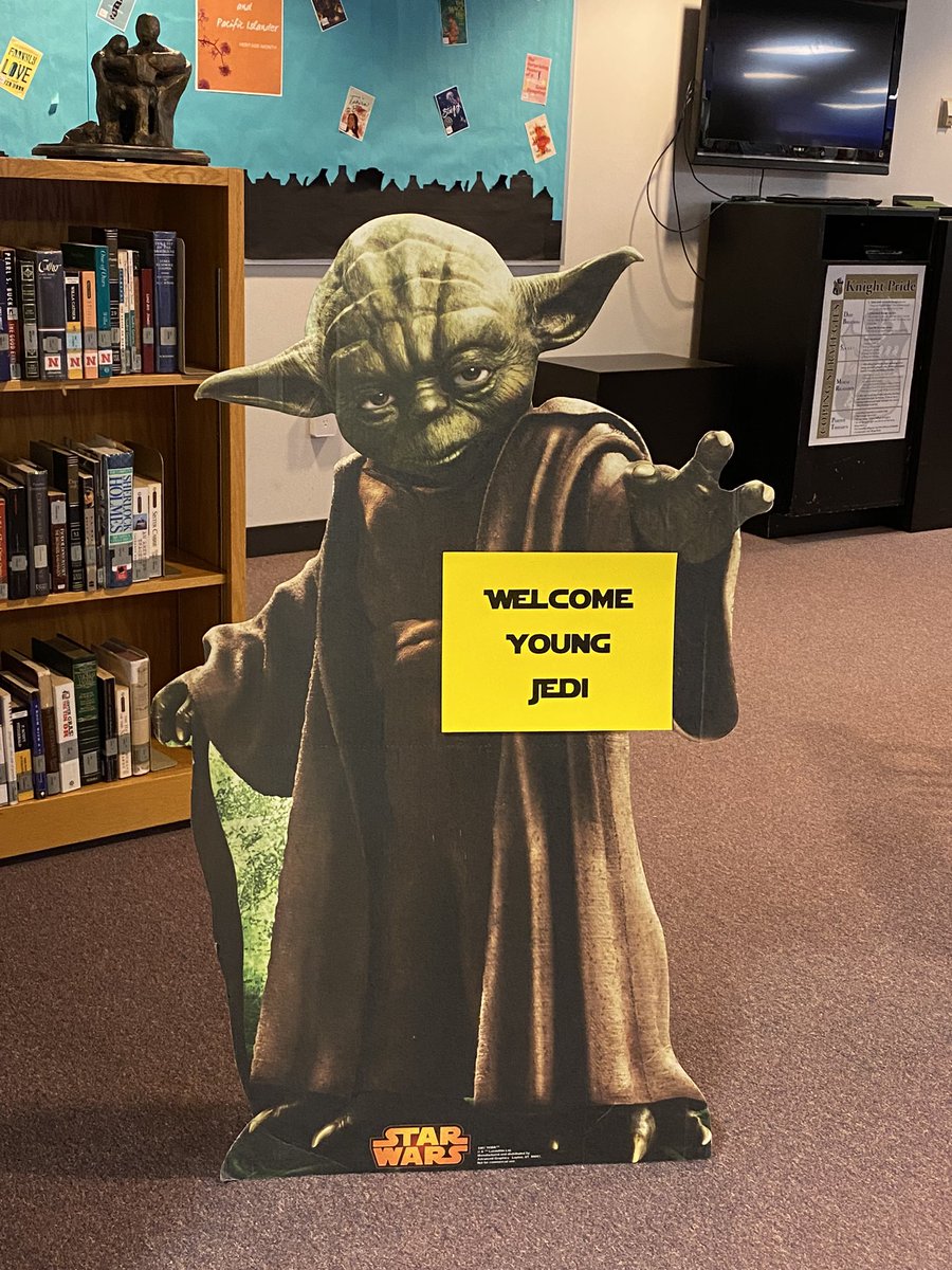 MrsJsLibrary's tweet photo. Is your library ready? #MayThe4thBeWithYou https://t.co/6DTKb2MW6K