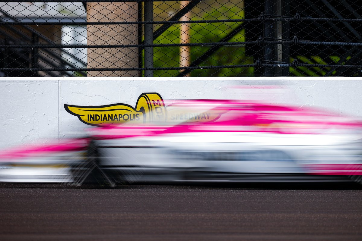 AutoNation's tweet photo. May the speed be with you! ๐๏ธ๐ It's the most wonderful time of the year. Whoโs ready for a month of heart-pumping racing action? #DRVPNK #INDY500 #AutoNationRacing #INDYCAR #MonthofMay https://t.co/1mFOFI4L57