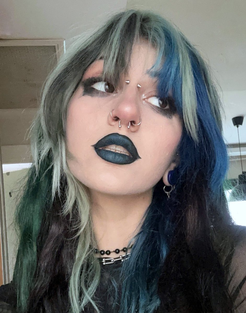 SILEVV on Twitter: "RT @ganjacookiess: i ate too much im so full"