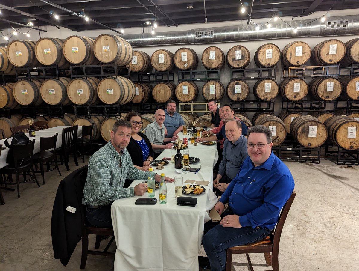 I.T. Responsive tweet media