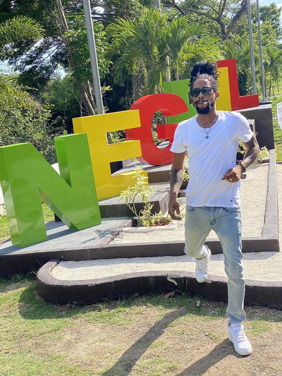 Rogchrome's tweet photo. 🏝🇯🇲🙌🏻Jamaicatourlifetv 💯 https://t.co/6a7U2H82nZ