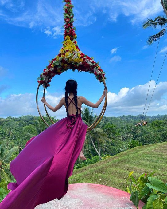 seasaerom's tweet photo. Bali 💙💜 https://t.co/sVjWmWV6IP