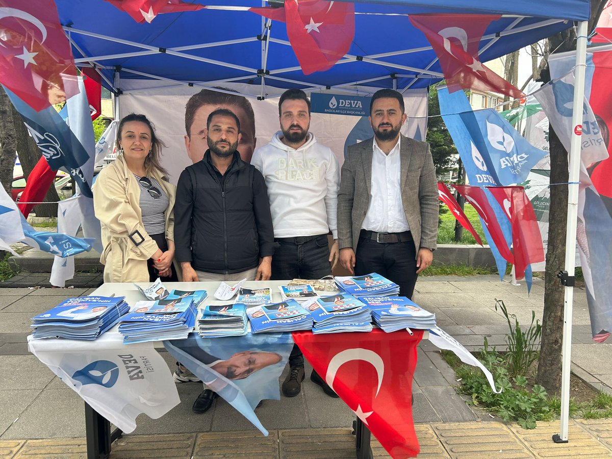 devabagclar's tweet photo. Güneşli meydanda stant çalışmalarımız devam ediyor.
#ÇalışanTürkiyeninSesi
@ErkanSANLI__ https://t.co/53b1Nz9Bwo