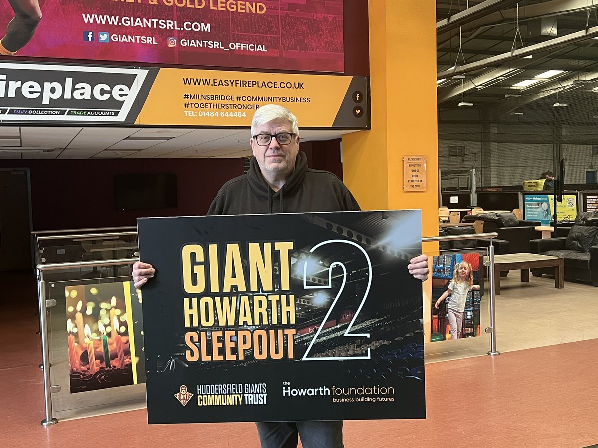 🙌 We are delighted to announce Mick Kaye from VFM Cleaning has committed to take part again in the Giant Howarth Sleepout at @JS_Stadium 💛 Would you like to get involved? Help make a difference to underserved children and homelessness. 👉hgct.co.uk/the-giant-howa…