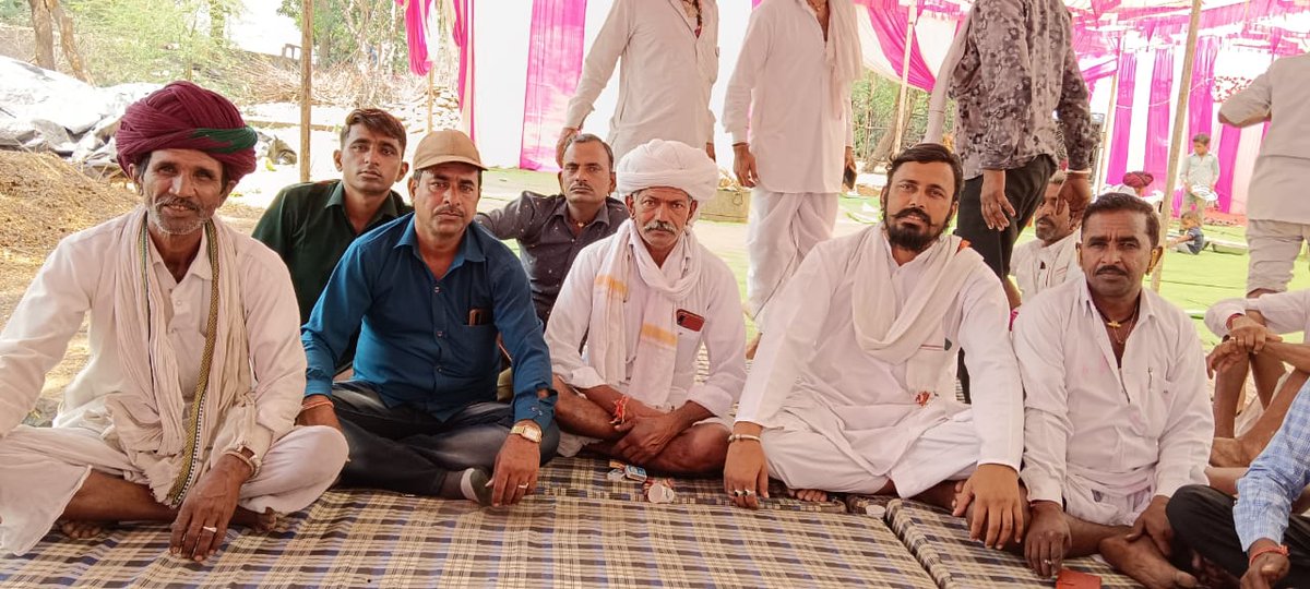 Sharpanchshankr's tweet photo. आज क्षेत्र के विभिन्न सामाजिक कार्यक्रमों में हिस्सा लिया @dgurjarofficial https://t.co/AY9FrZe4PI