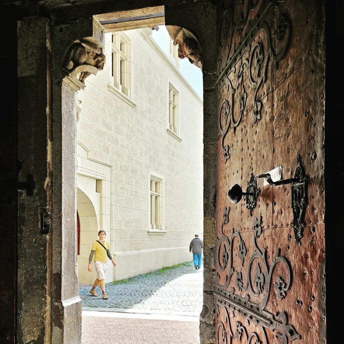 hrcka's tweet photo. Vikendovy priehlad z Baziliky Minor v Hronskom Benadiku.
...
..
.
#hronskybenadik #basilicaminor #bazilikaminor #gotika #gotic #neogotika #neogotico #storno #heritagehunter https://t.co/zAjSOKAmQO