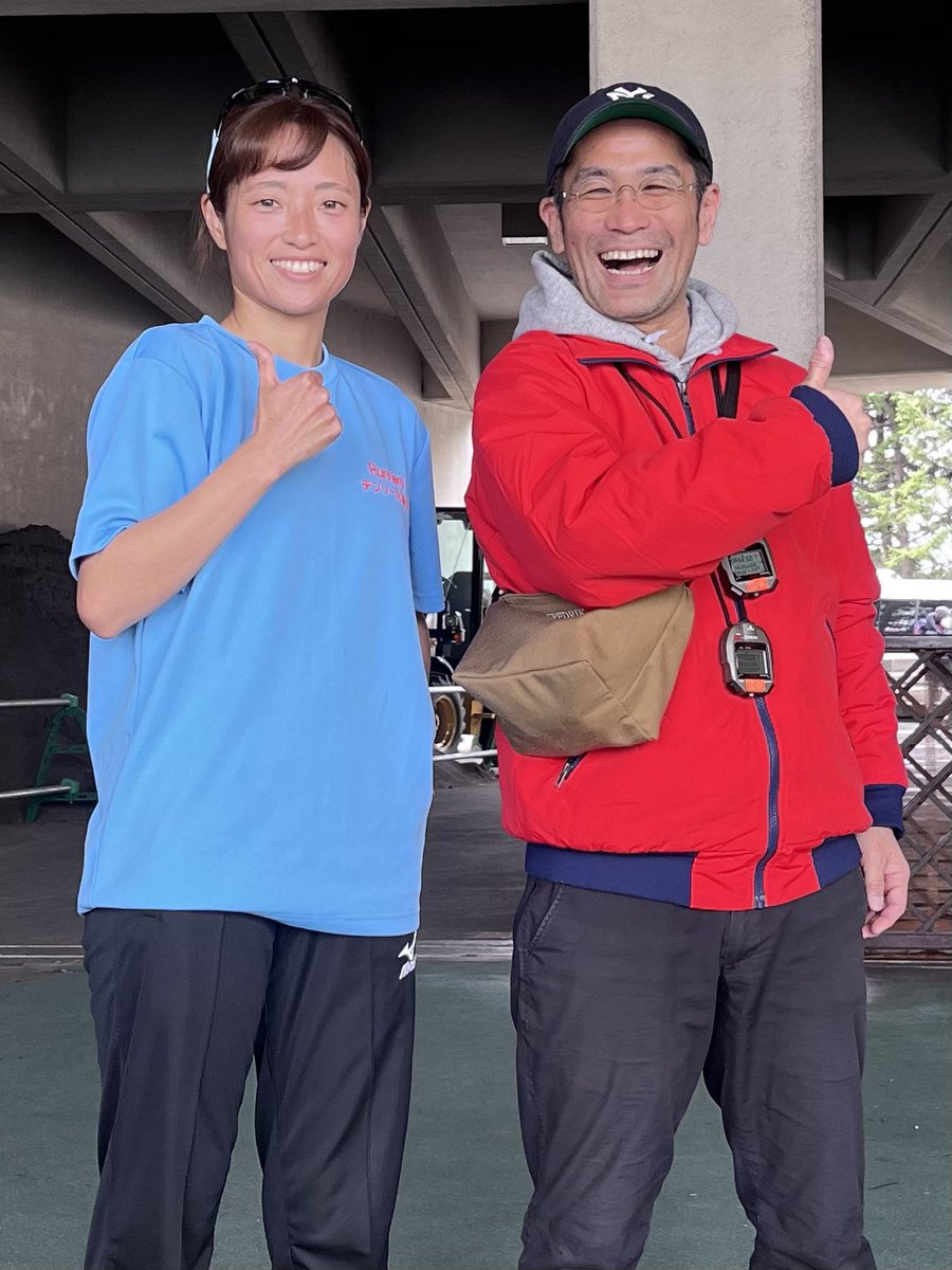 fukuwalk's tweet photo. 学連記録会第2戦5000mW。
大村由莉香さん、5000m24‘39“03。
念願の25分突破でPB。全日本実業団標準記録までは惜しくもあと10秒。いつもながら、フルタイム勤務の社会人、立派です。
2週間後の東日本実業団でさらにベスト更新、スピードを高めて高畠では35kmWにトライ。
#breaking25 #見事クリア https://t.co/uraKJzhhcU