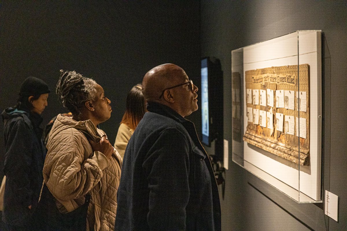 WolvArtGallery's tweet photo. The More Things Change… explores the legacy of the #BlkArtGroup, presenting works from across the collective’s aesthetic practice and the artists’ evolving individual practices from 1985 to the present day.
Find out more: https://t.co/Z1NxRZWR41
Photos by Owen de Visser https://t.co/Jk4E4bZgHC