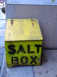 TheBmoreBeak's tweet image. I see people keep suggesting the MD flag for a CITY Connect Orioles uniform. 

That’s not Baltimore. IMO, disregard traditional colors, give us Charm City in the salt box stencil on a yellow jersey.