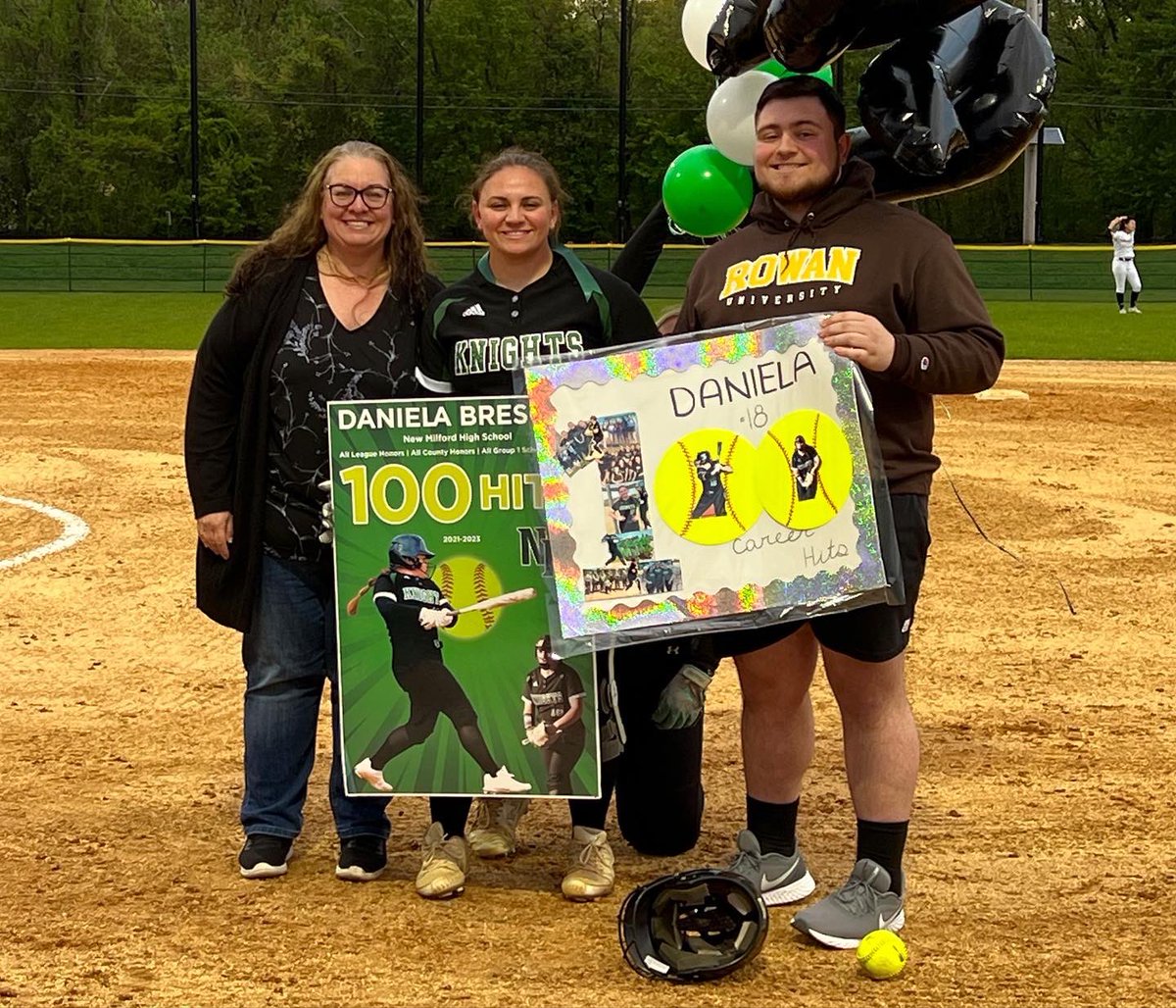 New Milford Softball tweet media