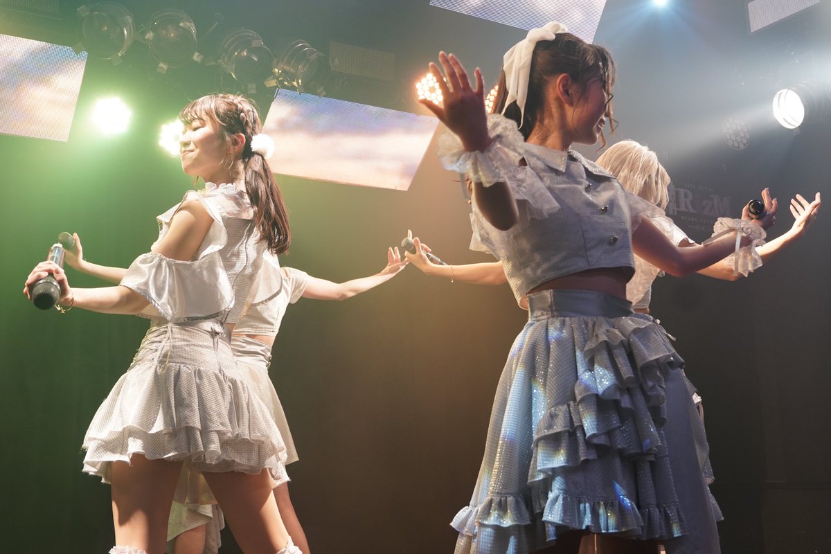 jmg13tw's tweet photo. 2023.05.03
Untitled SPECIAL 4MAN LIVE
3rd STAGE
@ 青山RizM

フォーメーション綺麗✨

#Untitled https://t.co/WFvowh0GEX