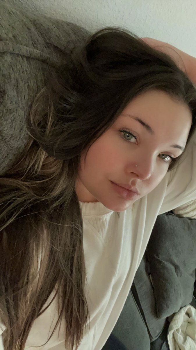 lexxiward's tweet photo. 🩶 https://t.co/acxjpDTv0t