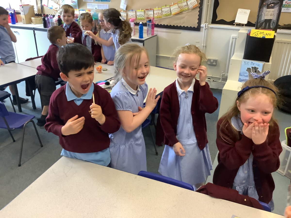 St_Andrew_Apost's tweet photo. Today we are working on senses in Year 1 #taste #SuccessfulSATA #SATAScience https://t.co/XHDRTFvKgB
