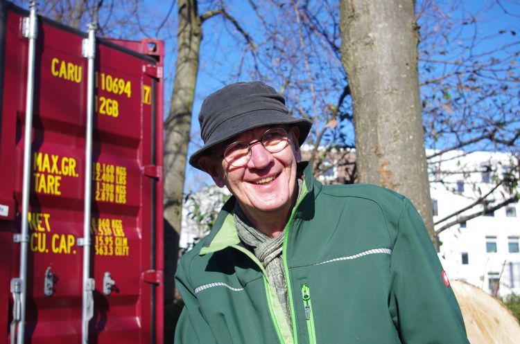 Parken010's tweet photo. Morgen vrijdag 5 mei 10.30 uur: #excursie met stadsdokter @rinibiemans in #Park1943 in de #Parkenmaand. Meer over #righttochallenge in #Park1943 🌿 + zijn visie op de manier van beheren &amp; tuinieren. Mail naar 📲: info@creatiefbeheer.nl. 
Meer info op 📲: https://t.co/CO7igg7Kxq https://t.co/9FKRgzsncd