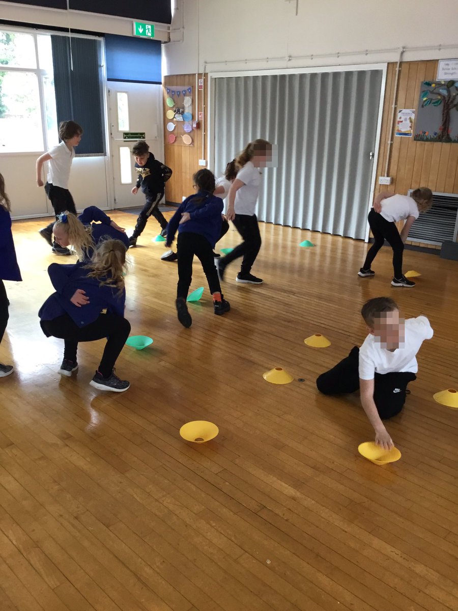 LeysFarm's tweet photo. Marking the 70th anniversary of the Golf Foundation, we are proud to have started the Golf Foundation’s Primary School programme. Year 3 enjoyed their first ever golf lesson today, starting with practising the very basics. @golffoundation @GolfwayOfficial #LFJSPE #LFJSYear3 https://t.co/17I9NKiF5c