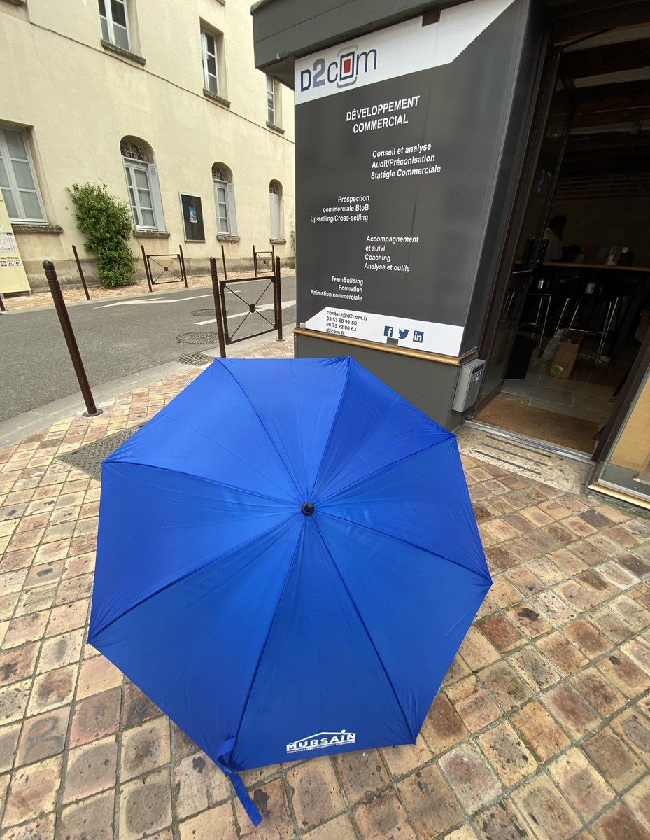 D2com1's tweet image. C’est au moment où le soleil brille le plus que les parapluies Mursain arrivent ! Mais soyons honnêtes, qui sait quand la pluie va arriver ? Alors autant être prêt ! 

D2com accompagnera Mursain à la foire d’Agen du 11 au 14 mai 2023 au Parc des Expos Agen Agora.