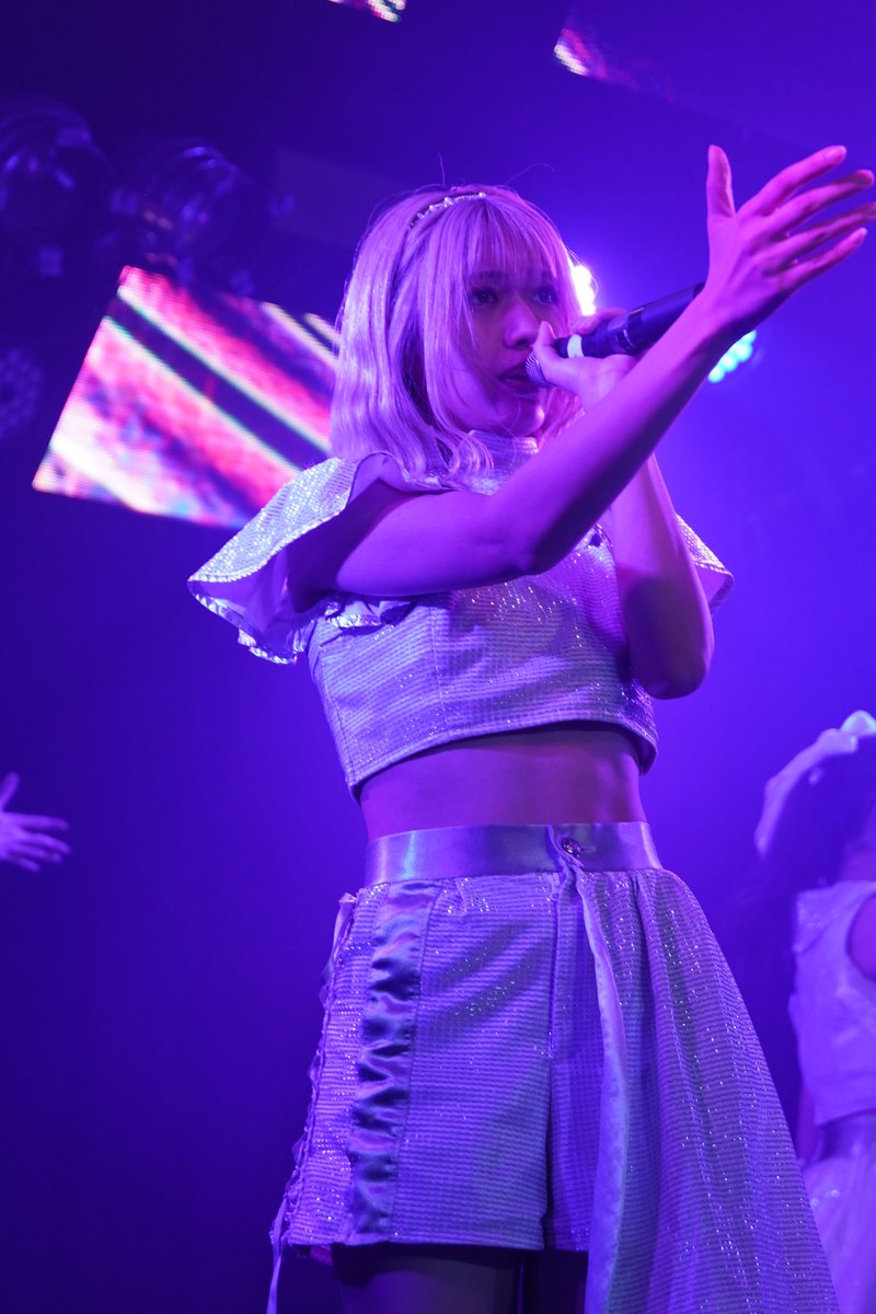 jmg13tw's tweet photo. 2023.05.03
Untitled SPECIAL 4MAN LIVE
3rd STAGE
@ 青山RizM

ライブを愉しそうにステージから
メンバーが熱量を届けてくれるし、
フロア側が何かをしなくても
自然に楽しくなっちゃうのよねぇ。

#Untitled
#藤沢優衣
#帶川蓮里
#咲良春花
#朝月愛菜利 https://t.co/p89RIoUdtV
