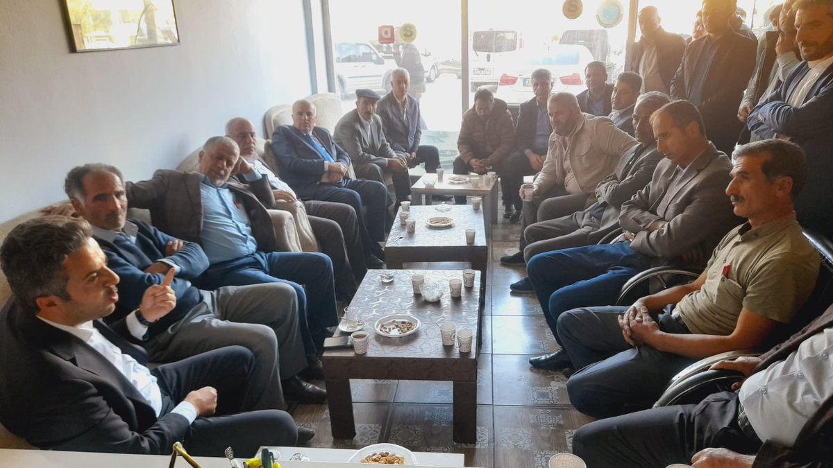 avkilicaslan's tweet photo. Esnaf ziyaretlerimize devam ediyoruz.

Şehrimizin önemli markalarından Emrah Otomotiv’e misafir olduk. https://t.co/tA0XnRyRah