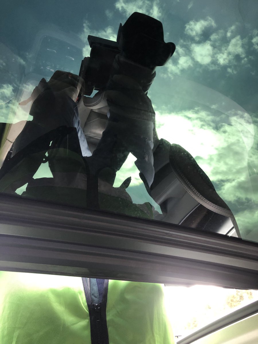 rickyvazquez's tweet photo. You’ve got to love the classic ‘out-of-the-sunroof’ vehicle to vehicle shot. #rvicommunications https://t.co/Y4mtXyNVdN
