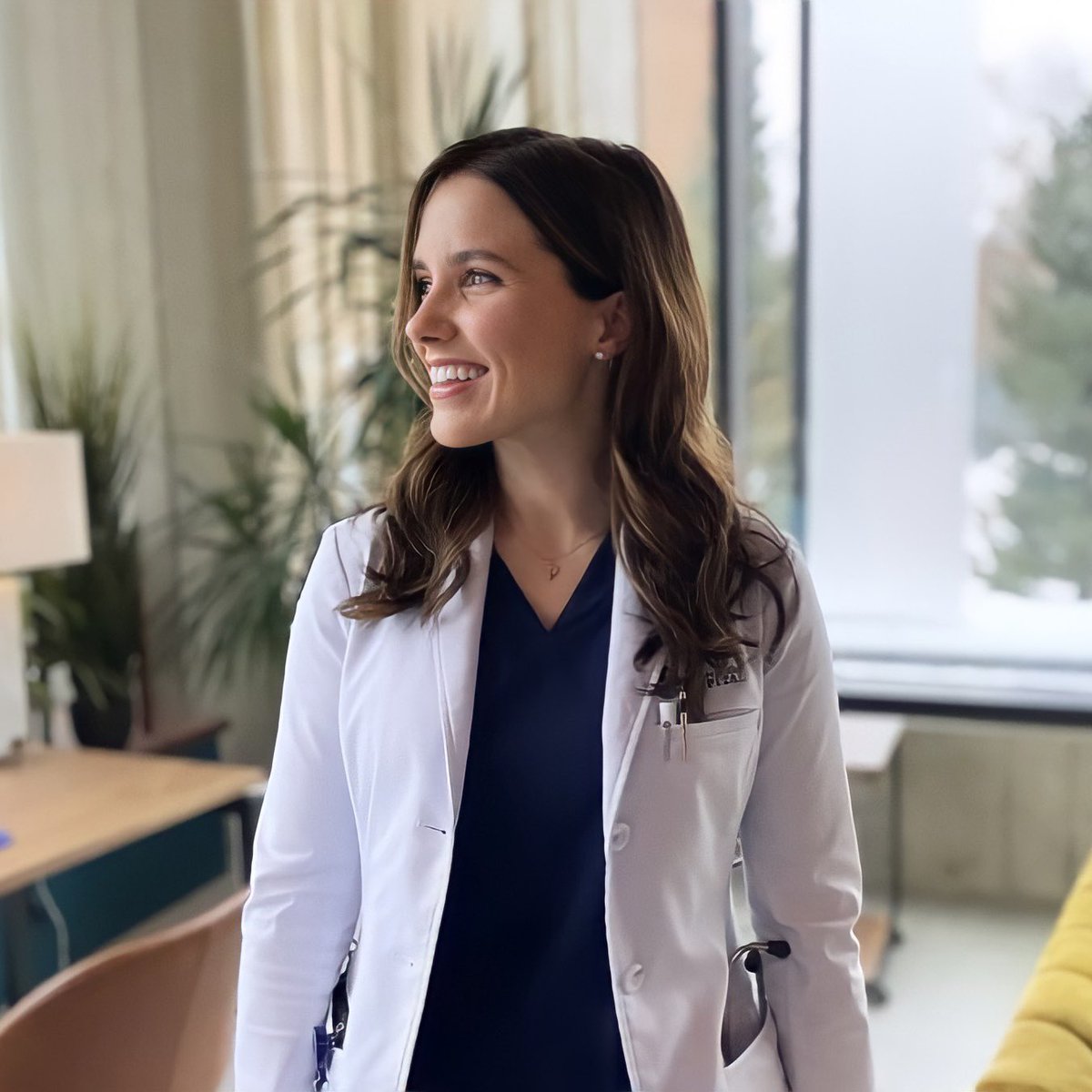 BushSophiaBr's tweet photo. Há um ano era exibido o último episódio de #GoodSamCBS. 

Sentimos sua falta cardiologista Samantha Griffith! 🫀 https://t.co/arkPvCrppo