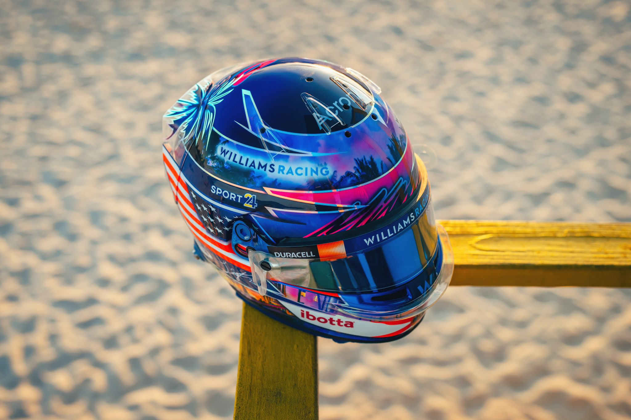 Casco Logan Sargeant Gran Premio de Miami 2023